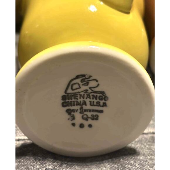 Vintage 1970s MCM Shenango China Set 3 Yellow Brown Tan Pedestal Mugs USA MINT! - Picture 6 of 6